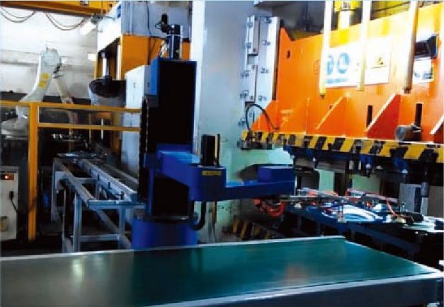 HuazhongCNC RHC Series Stamping Robot Application HuazhongCNC RHC Series Stamping Robot Application