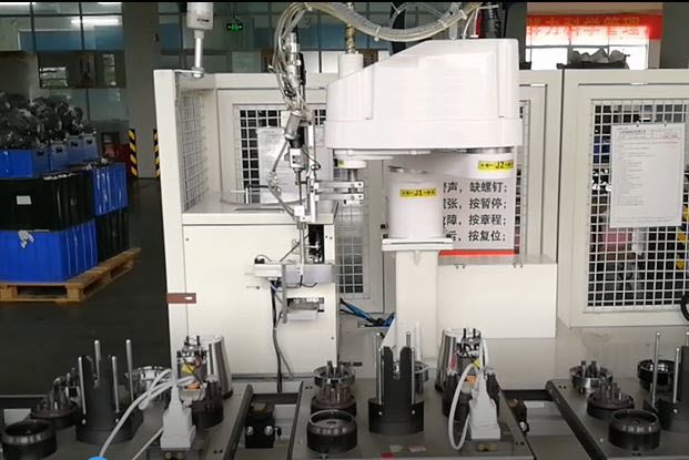 Scara robot working Scara robot working